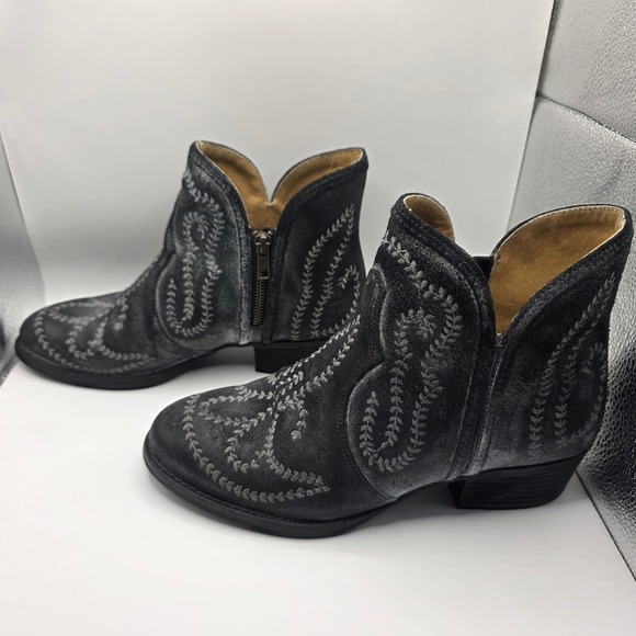 STERLING RIVER Leather Ankle Cowboy Boots Gray Embroidered Vines Women Size 10M - Picture 6 of 9